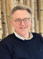 Porträtbild von Johannes Hans Nee